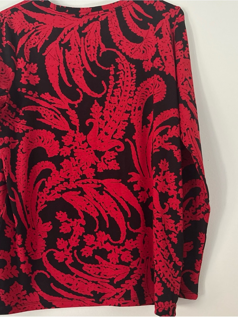 Chico's Red on Black Abstract Floral Crewneck Top - Picture 5 of 5